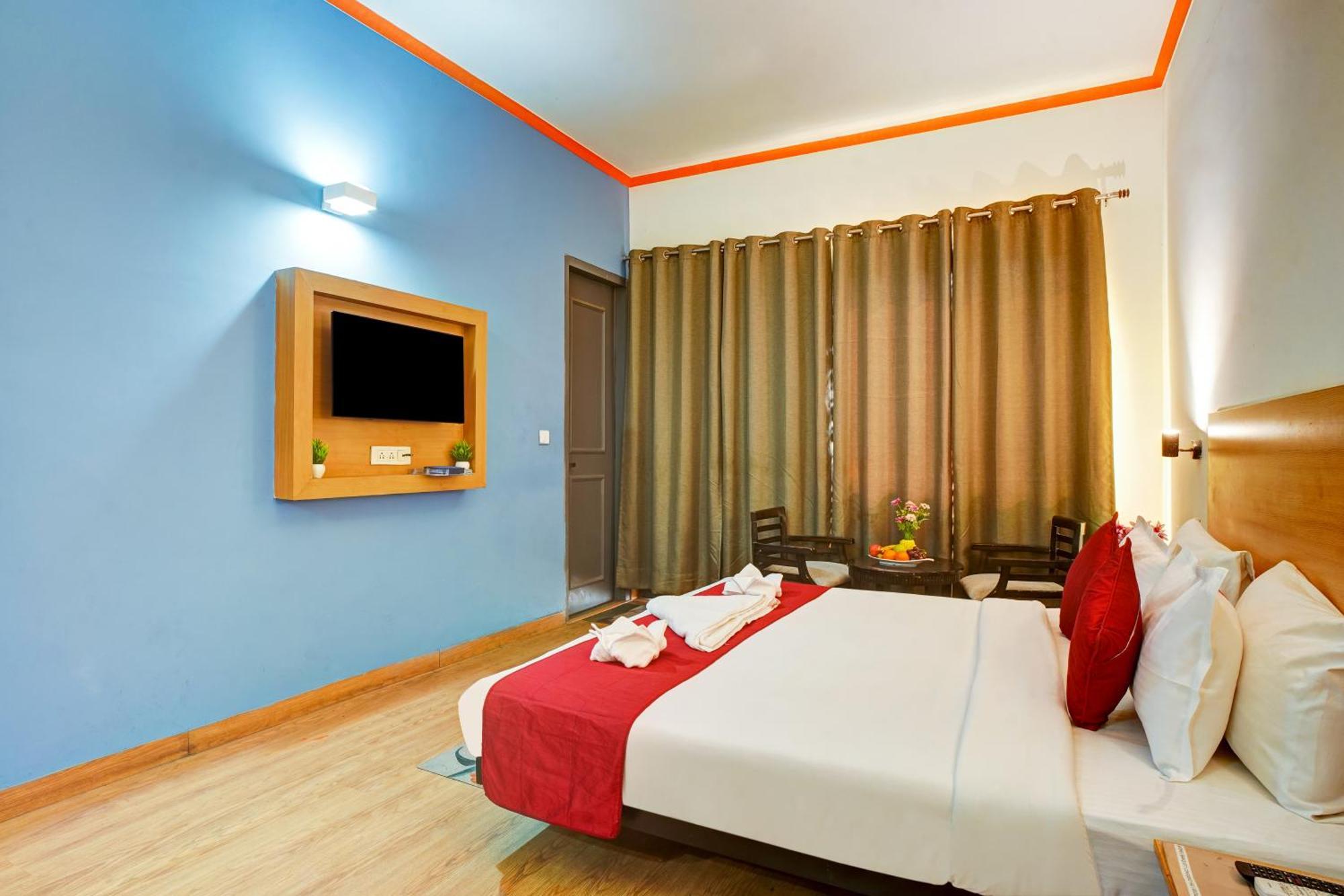 Hotel Noida Express Екстериор снимка