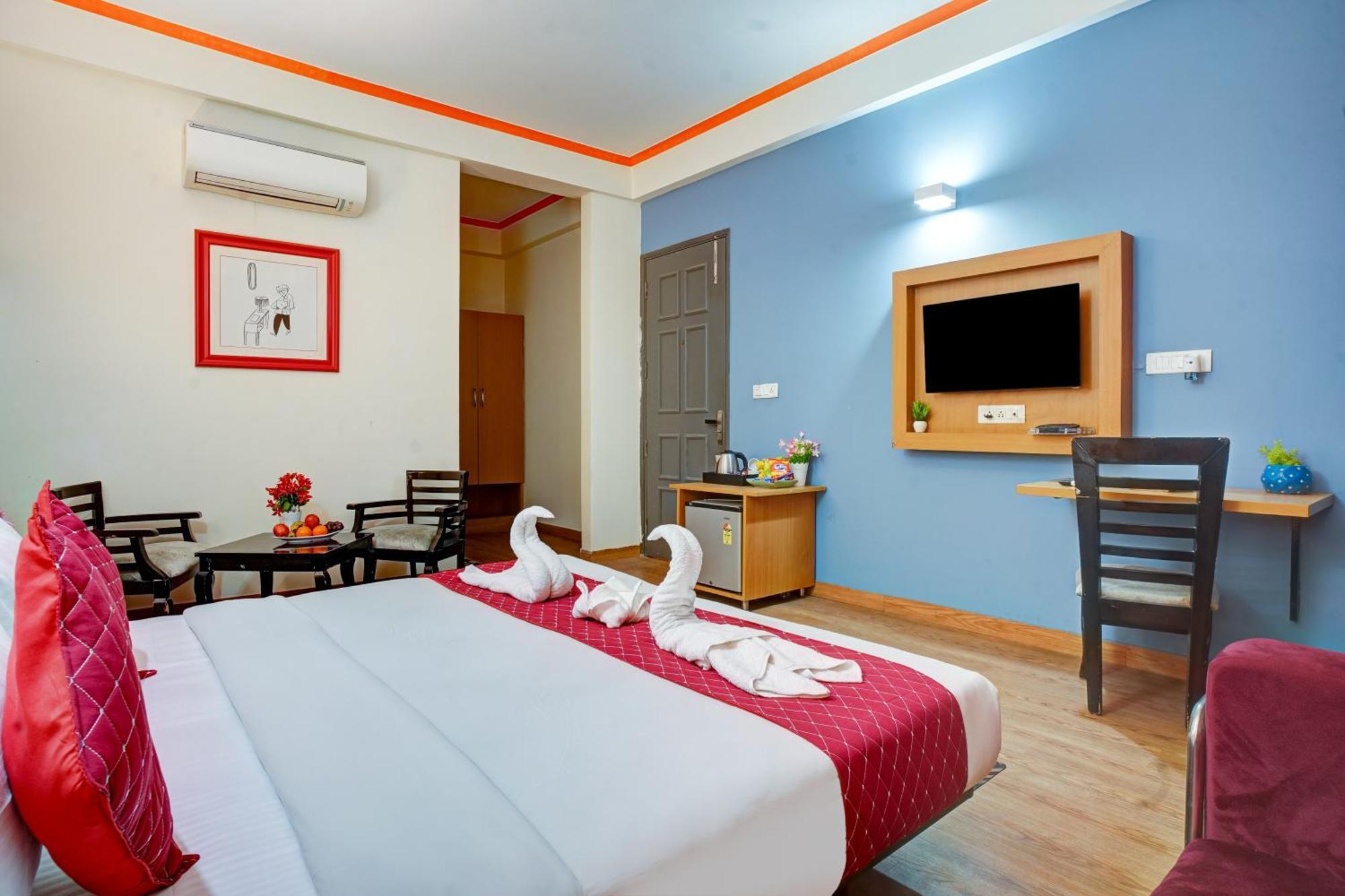 Hotel Noida Express Екстериор снимка